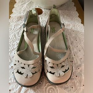 JBU blossom shoes